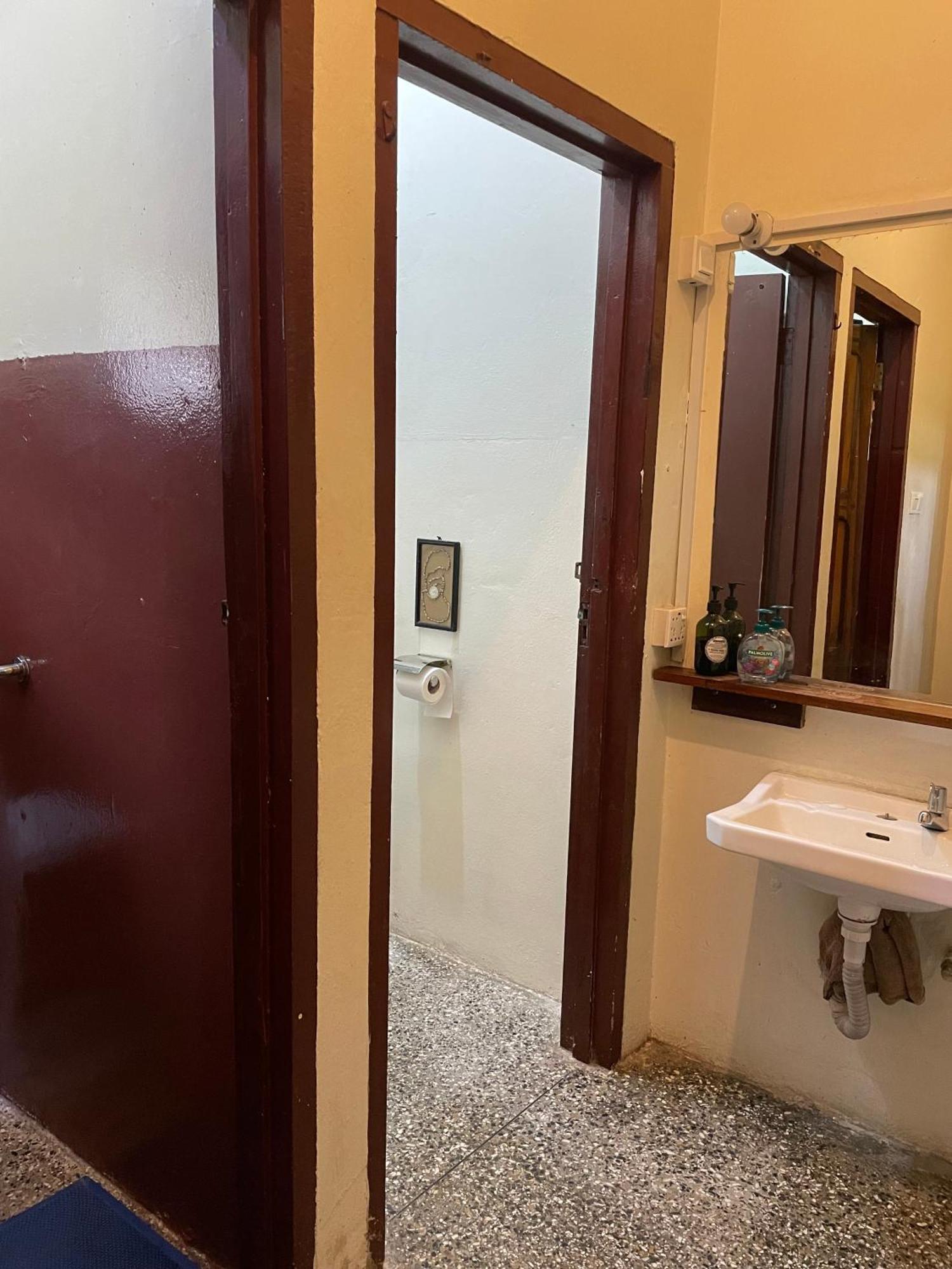 アクラHechtech Houseアパートメント エクステリア 写真
